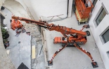 Монтажные работы с перекрытий