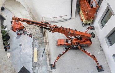 Монтажные работы с перекрытий