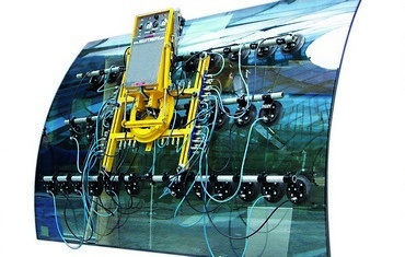 Монтаж радиального стекла (мин. Радиус 1500 мм)