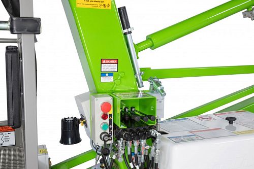 Прицепной подъемник Nifty 120М