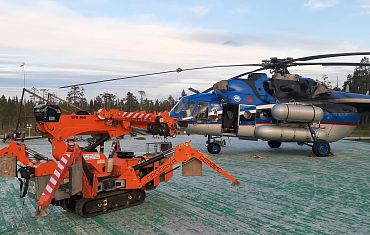Наши объекты: Мини-кран на Кольском полуострове: срочный ремонт вертолёта в тайге