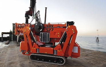 - SPX527CDH   